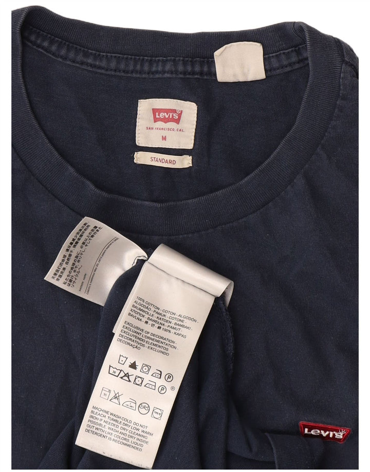 Ανδρικό μπλουζάκι Levi's Standard Top από μεσαίο ναυτικό μπλε βαμβακερό
