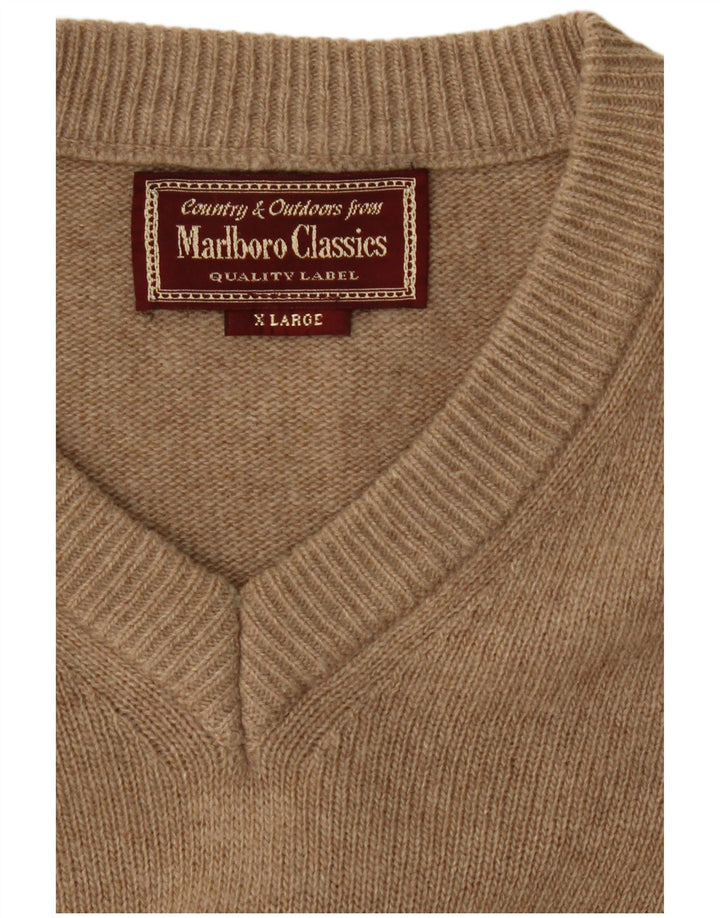 Ανδρικό πουλόβερ Marlboro Classics με V λαιμόκοψη XL Μπεζ μαλλί