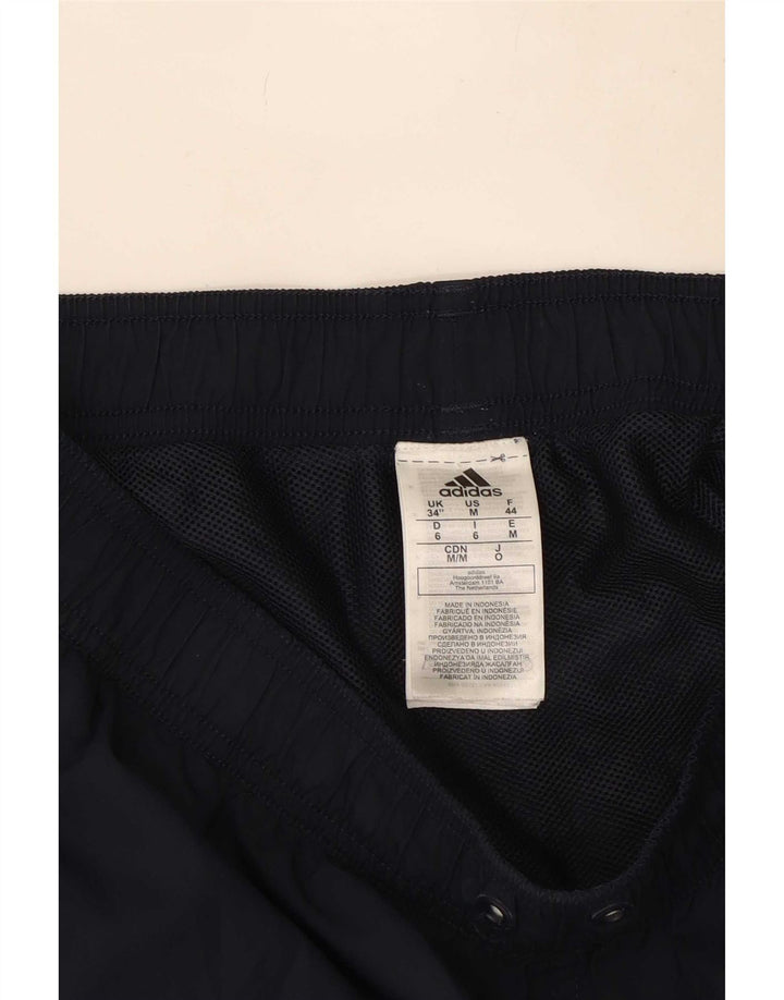 Ανδρικό αθλητικό σορτς Adidas από μεσαίο μαύρο πολυεστέρα