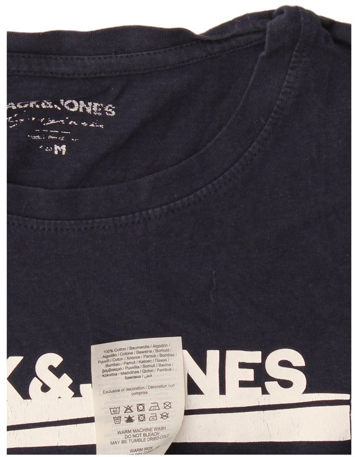 Ανδρικό γραφικό μπλουζάκι JACK & JONES Τοπ μεσαίου μπλε βαμβακερό