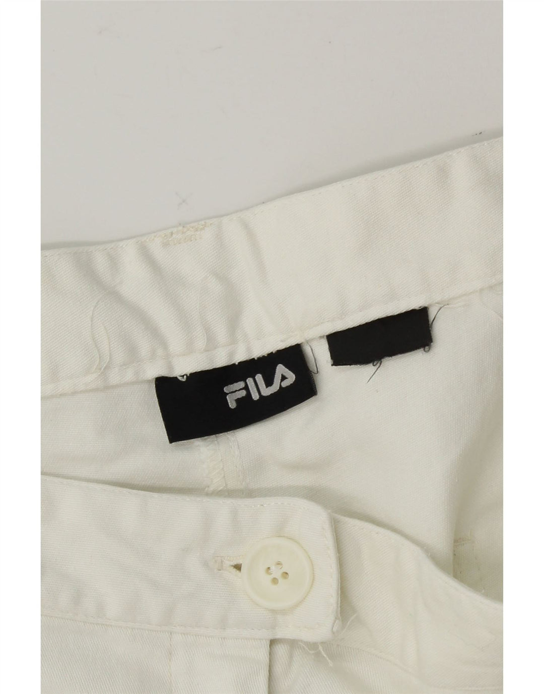 FILA Womens Chino Shorts W38 XL White Vintage Fila and Second-Hand Fila from Messina Hembry 