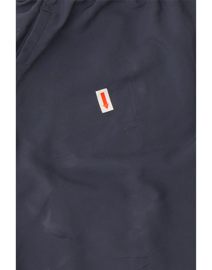 Γραφικό αθλητικό σορτς UNDER Armour για αγόρια 11-12 ετών μεγάλο μπλε πολυεστέρα