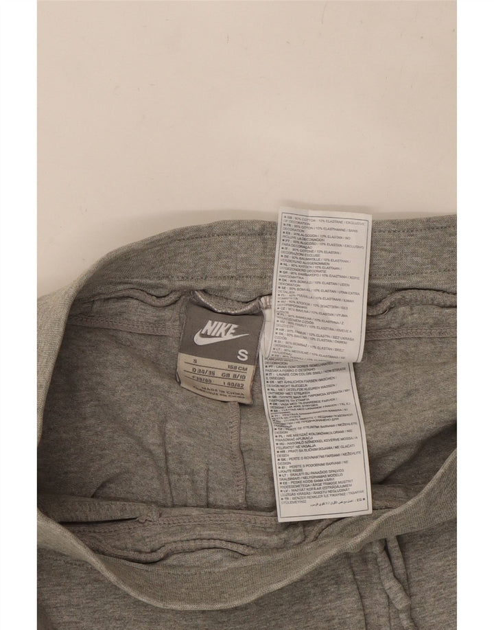 Γυναικείο αθλητικό σορτς NIKE UK 8/10 Μικρό γκρι βαμβακερό
