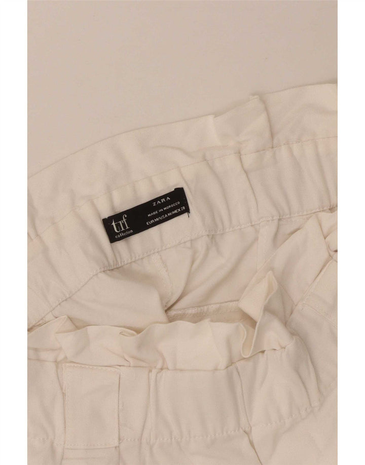 Zara Γυναικείο σορτς Chino με καρφίτσα μεσαίο λευκό W28