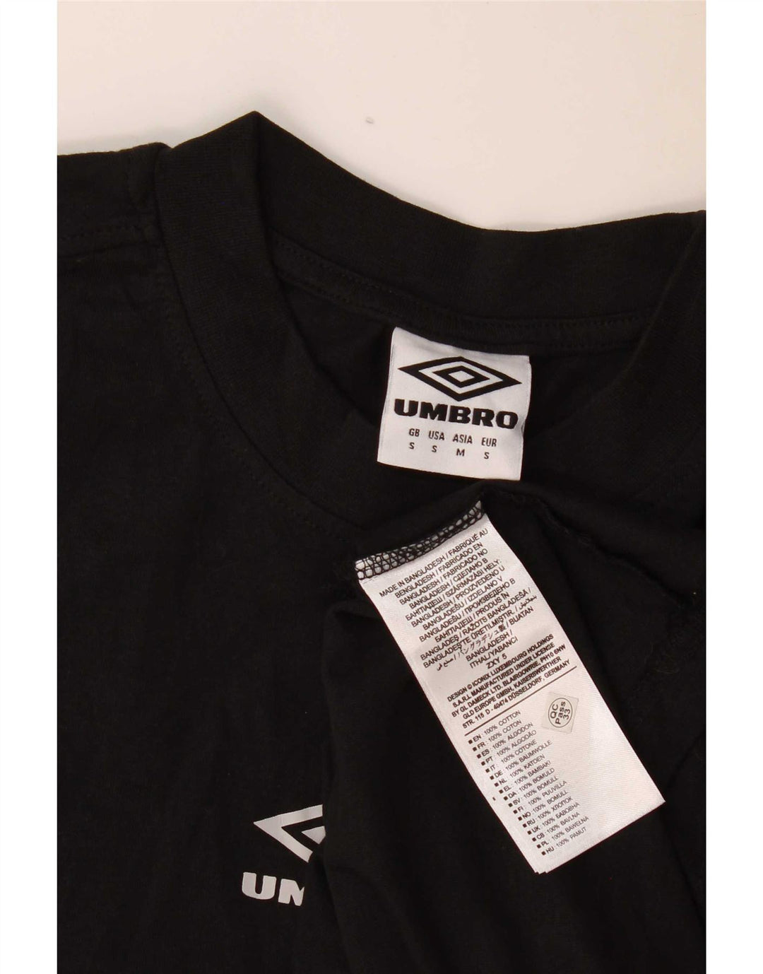 Ανδρικό γραφικό μπλουζάκι Umbro, μικρό μαύρο βαμβακερό