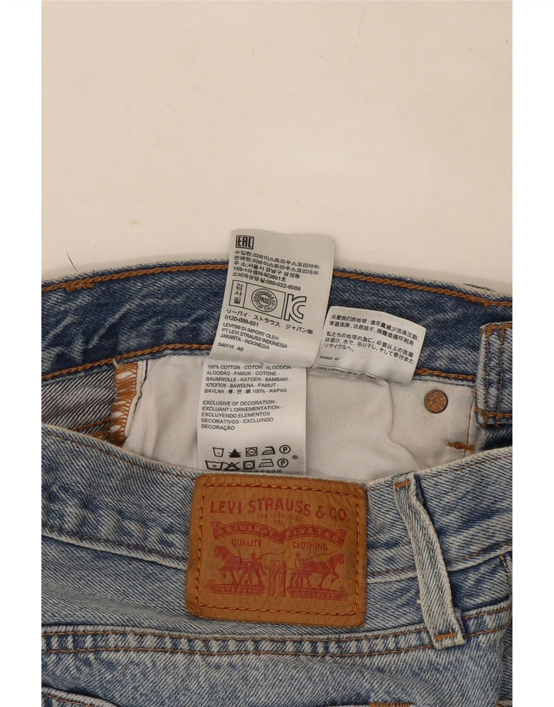 Γυναικεία Μίνι τζιν φούστα ταλαιπωρημένη Levi's W28 Μεσαίο μπλε βαμβακερό