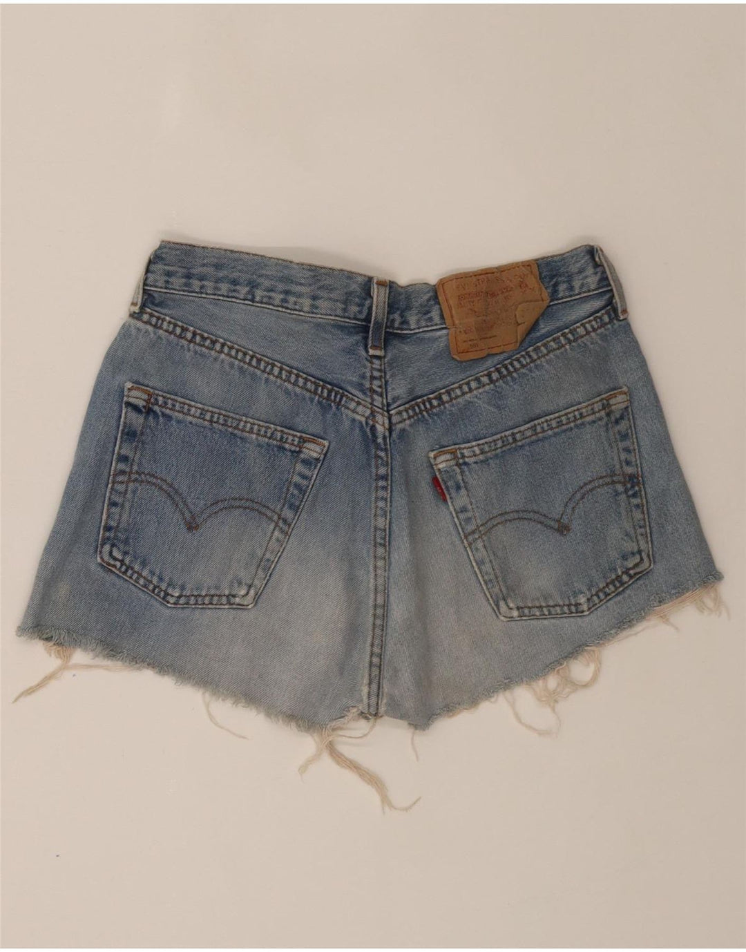 LEVI'S Womens Denim Shorts W28 Medium Blue Vintage Levi's and Second-Hand Levi's from Messina Hembry 