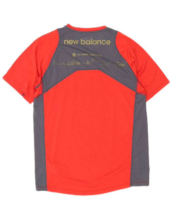 Ανδρικό γραφικό T-Shirt New Balance Top Medium Red Colorblock Πολυεστέρας