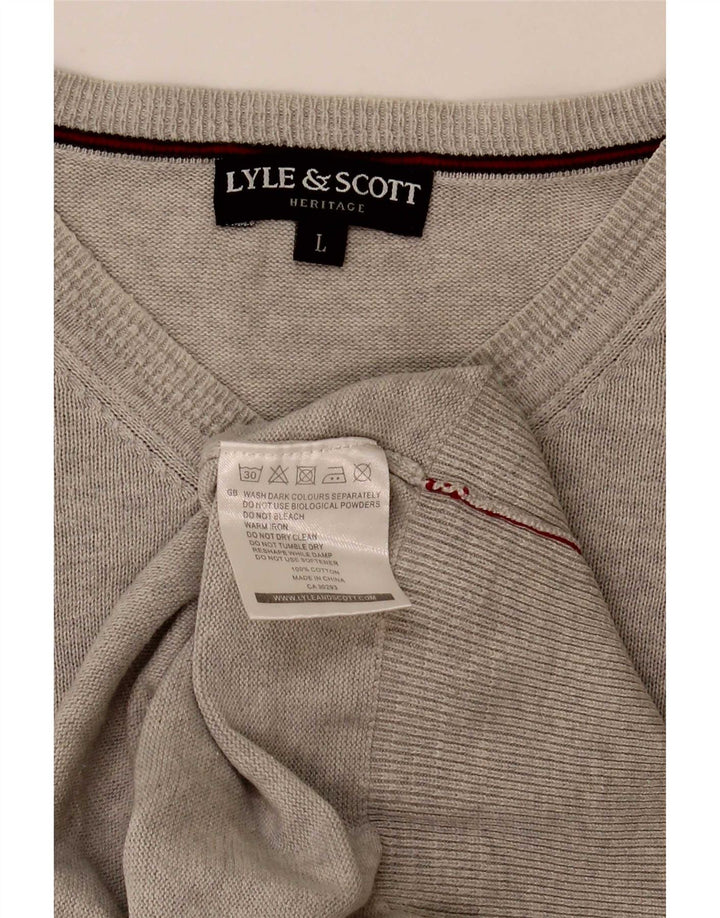 Ανδρικό πουλόβερ Lyle & Scott Heritage με λαιμόκοψη με λαιμόκοψη μεγάλο γκρι βαμβακερό