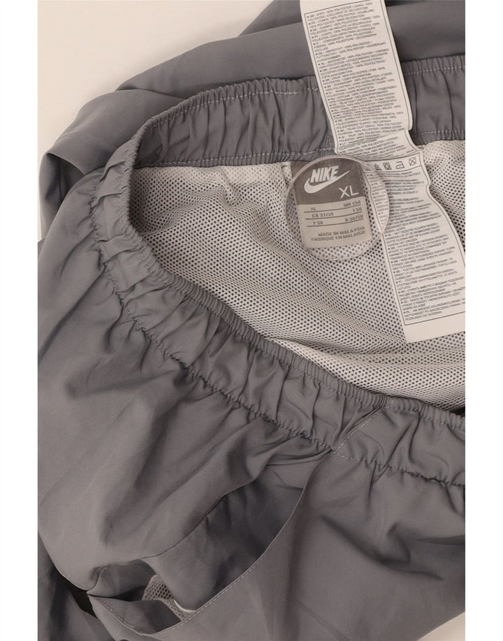 Ανδρικό αθλητικό σορτς NIKE XL γκρι χρώματος πολυεστέρας