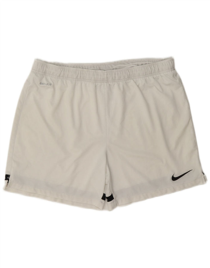 Ανδρικό αθλητικό σορτς Nike Dri Fit σε μεγάλο λευκό χρώμα από πολυεστέρα