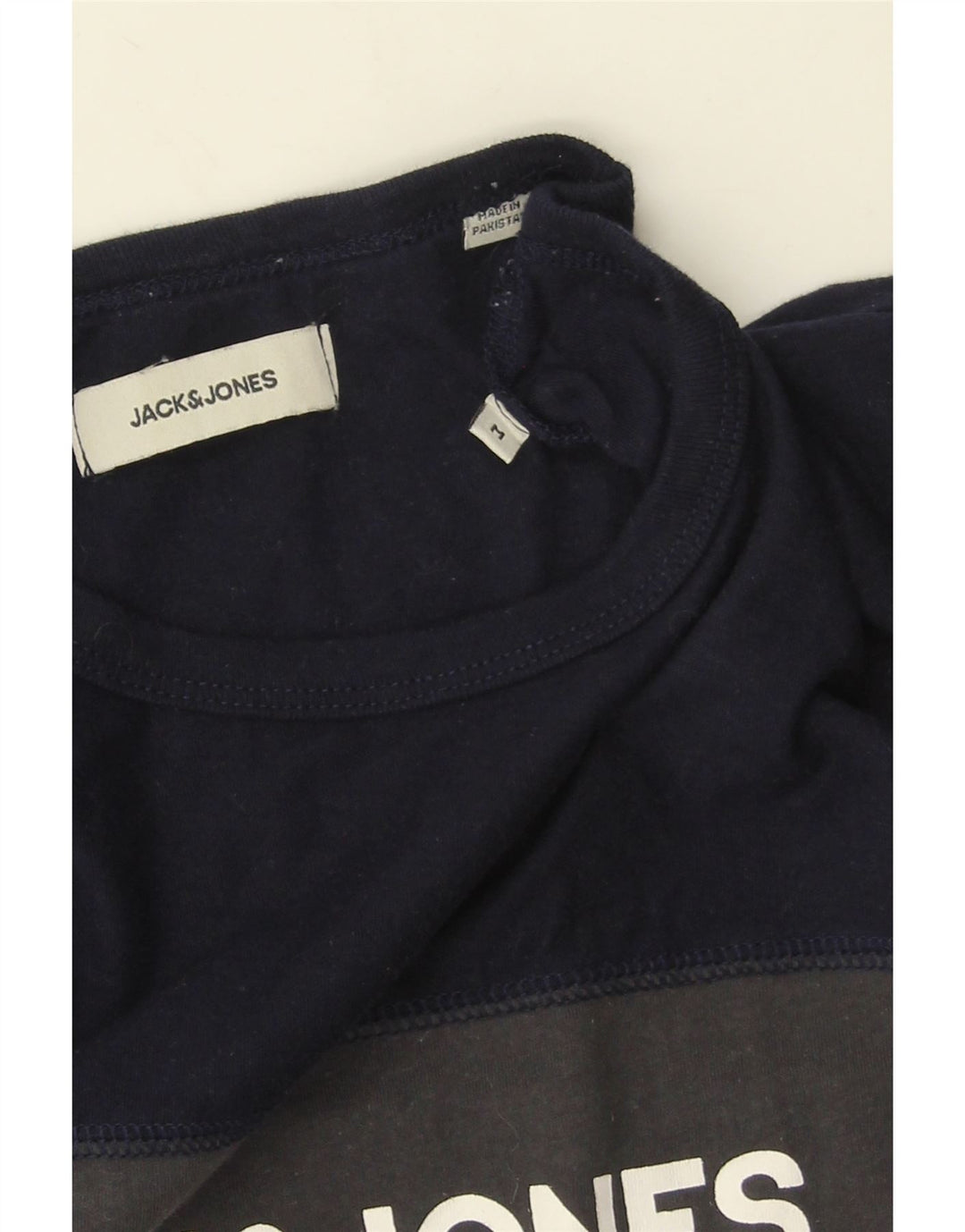 Ανδρικό γραφικό μπλουζάκι Jack & Jones Τοπ μεσαίου γκρι χρώματος βαμβακερό