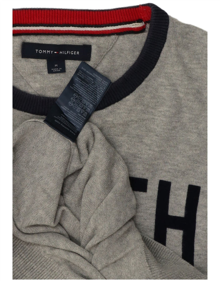 TOMMY HILFIGER Ανδρικό πουλόβερ με λαιμόκοψη μεσαίου γκρι χρώματος