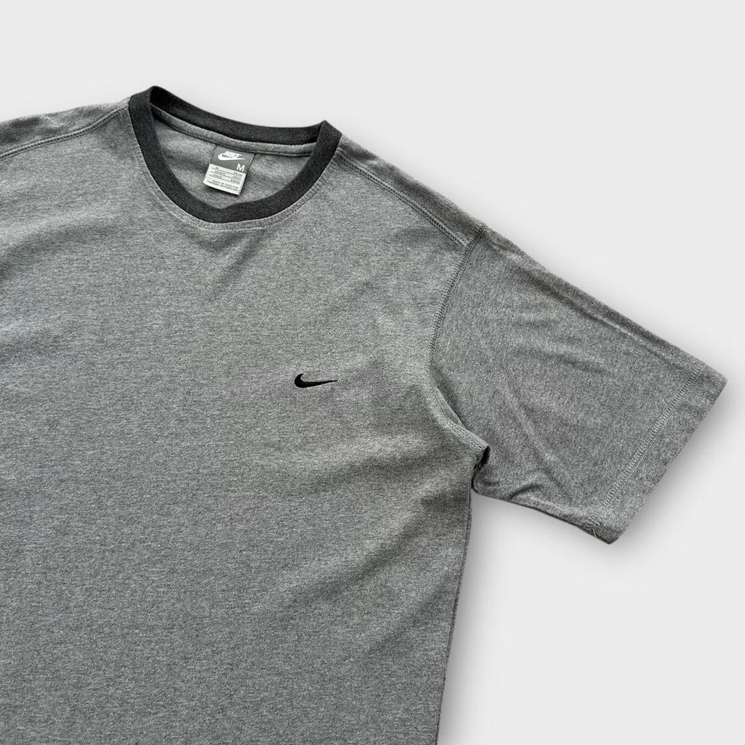 Vintage μπλουζάκι Nike - μεσαίο