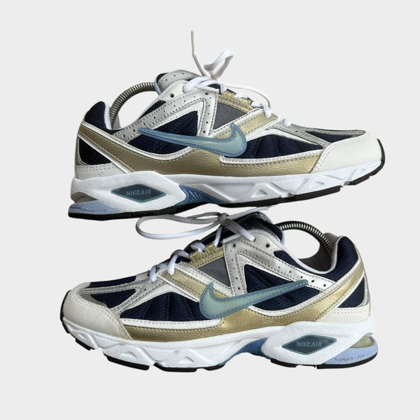 Vintage γυμναστήρια Nike - γυναικεία UK8