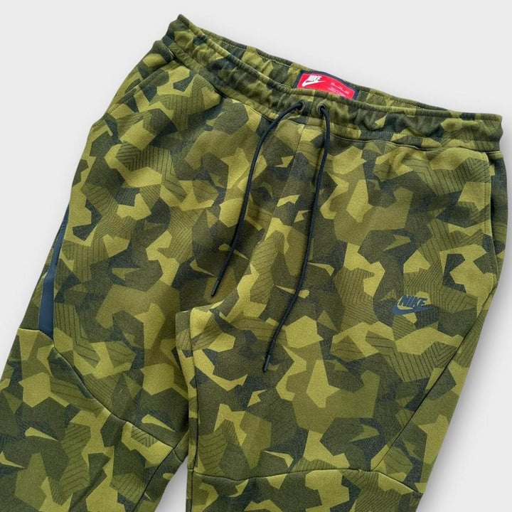 Ολόσωμη φόρμα Nike tech fleece - XXL