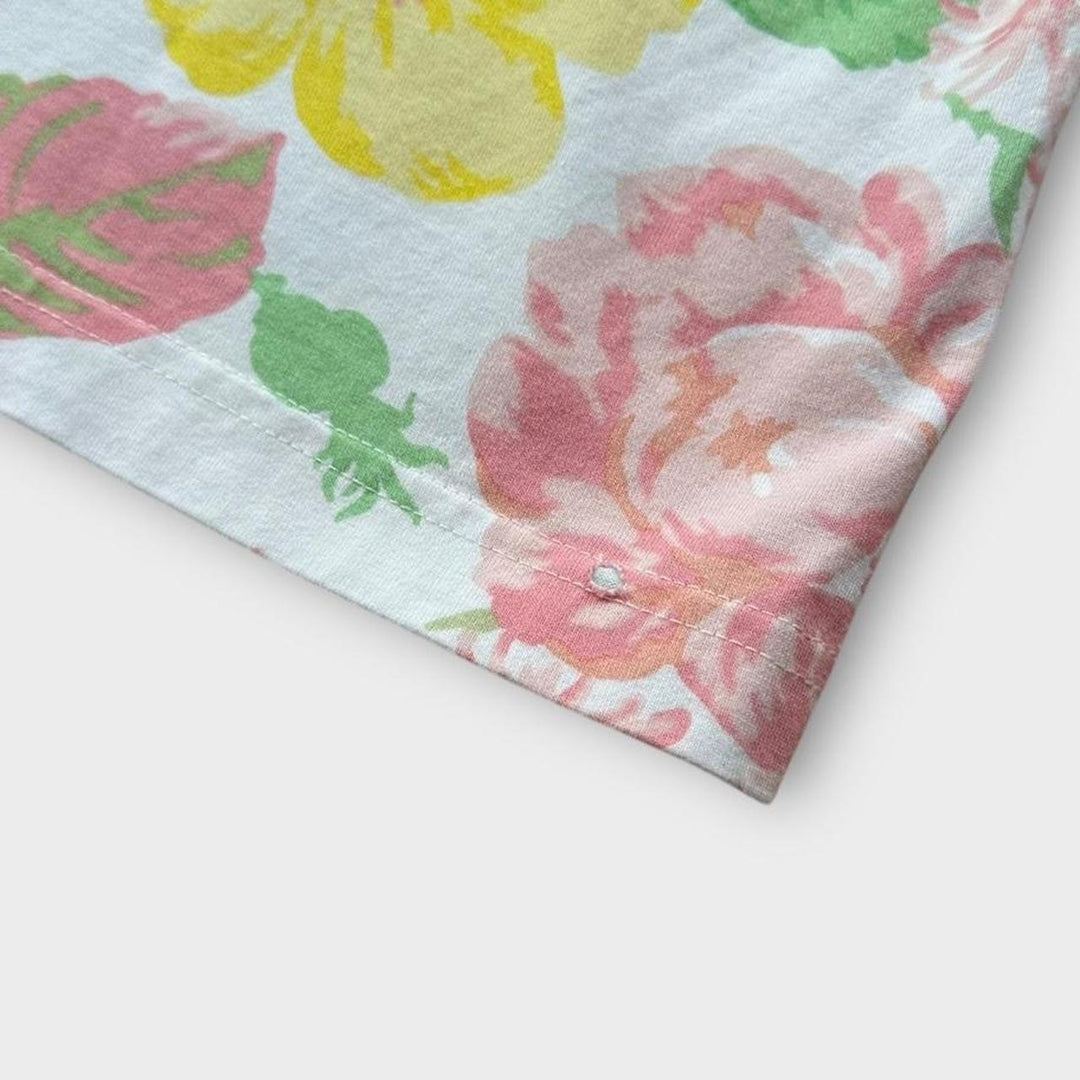 Υπέροχο γραφικό μπλουζάκι με λουλούδια - μεγάλο