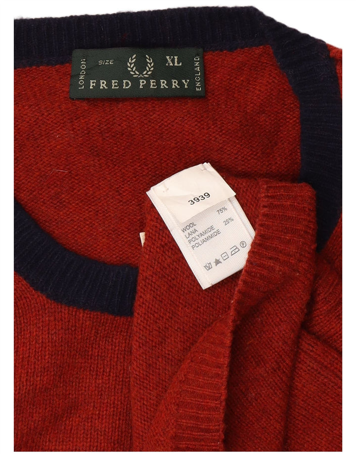 FRED PERRY Ανδρικό πουλόβερ με λαιμόκοψη XL κόκκινο μαλλί