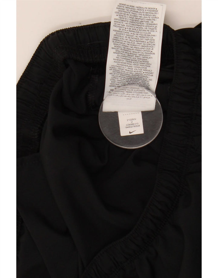 Γυναικείο αθλητικό σορτς NIKE UK 12 μεσαίο μαύρο πολυεστέρα