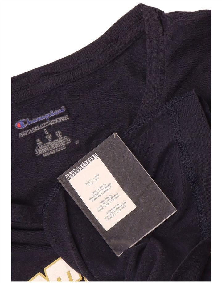 Champion γυναικείο γραφικό μπλουζάκι Notre Dame Top UK 16 Large Navy Blue από βαμβάκι