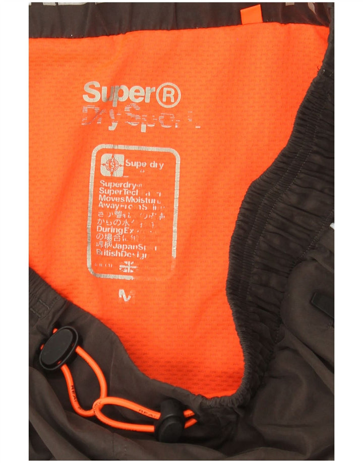 Γυναικείο γραφικό αθλητικό σορτς Superdry, μεσαίο μαύρο