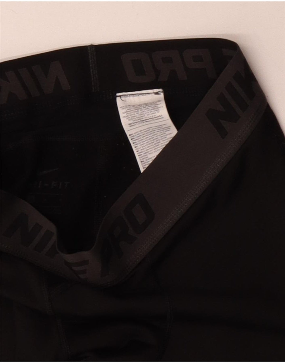 Ανδρικό κολάν Nike από μεσαίο μαύρο πολυεστέρα