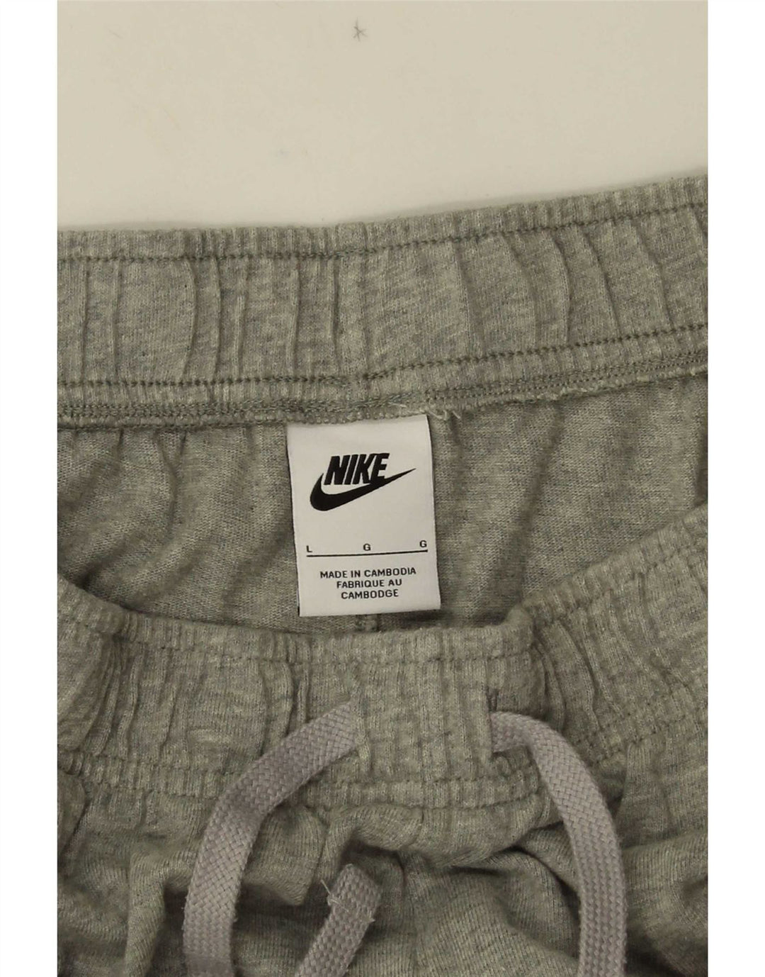 Ανδρικό αθλητικό σορτς Nike μεγάλο γκρι