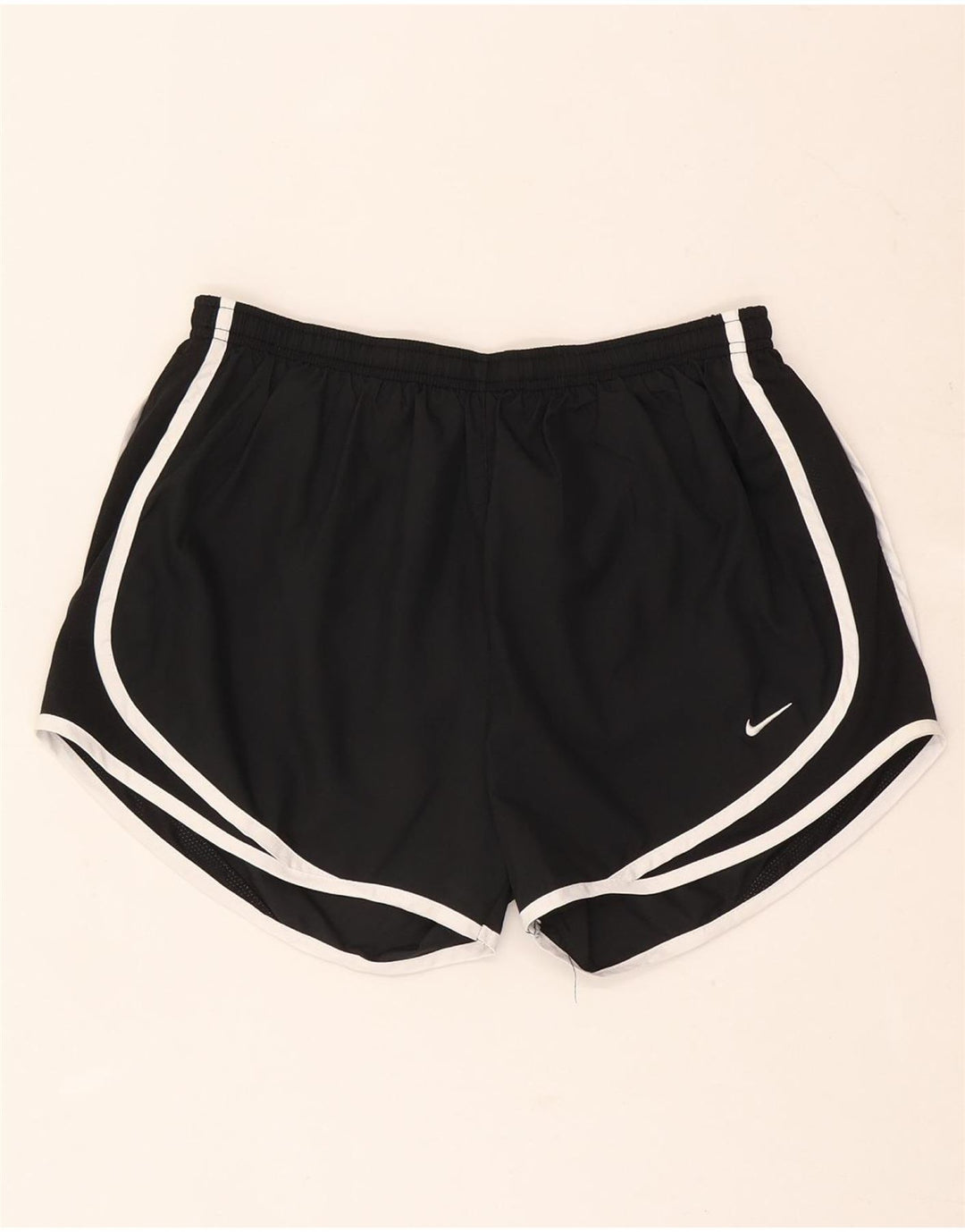 Γυναικείο αθλητικό σορτς Nike Dri Fit UK 14 μεσαίο μαύρο πολυεστέρα