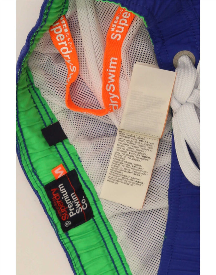Ανδρικό γραφικό σορτς κολύμβησης Superdry με μεσαίο μπλε πολυεστέρα