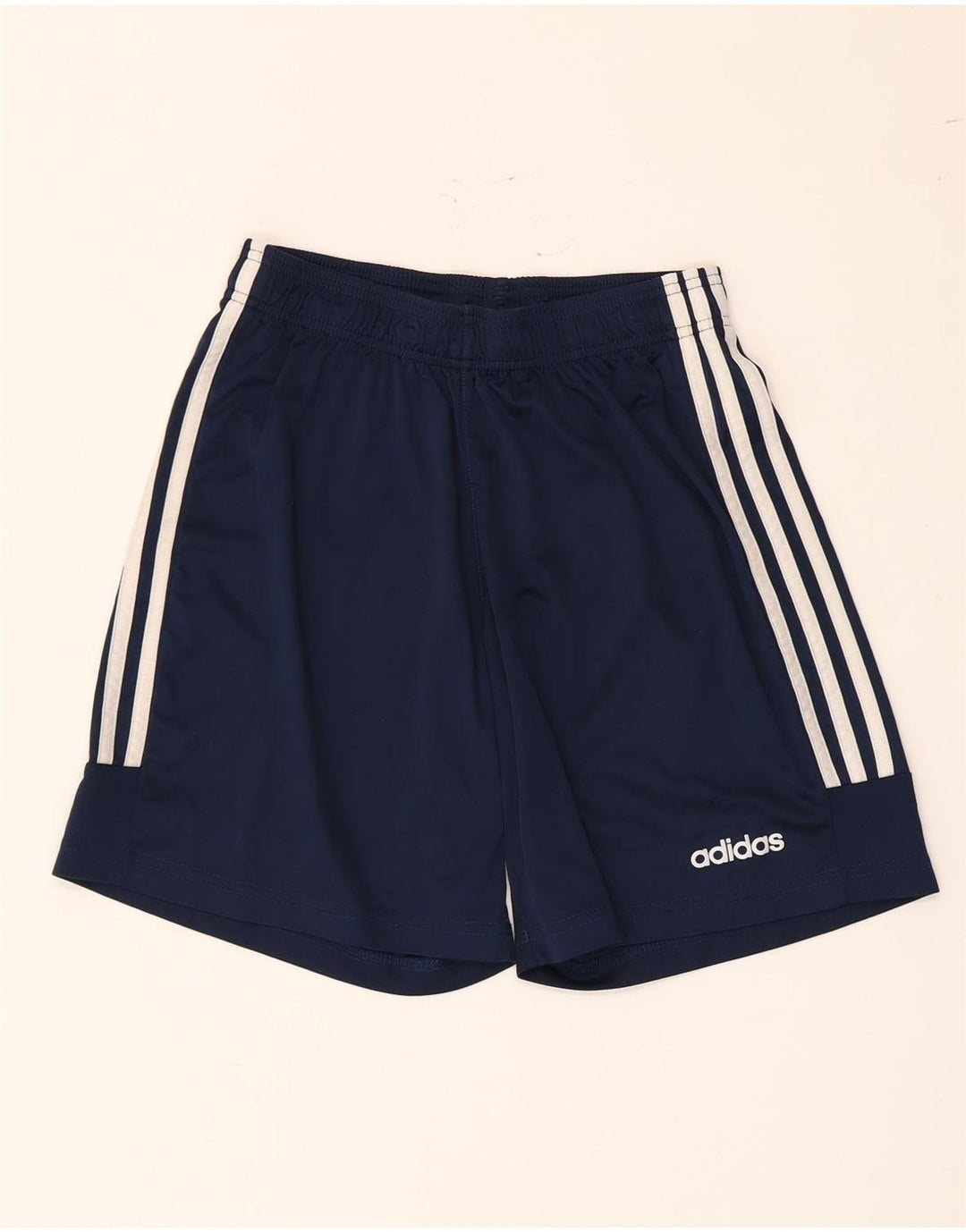 Ανδρικό αθλητικό σορτς Adidas από μεσαίο μπλε ναυτικό πολυεστέρα