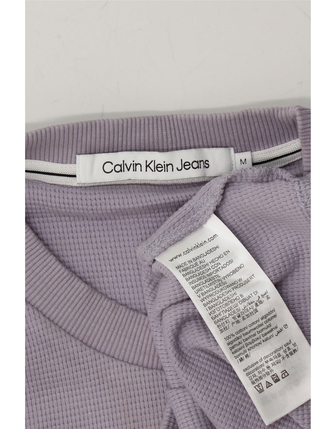 CALVIN KLEIN JEANS Mens Top Long Sleeve Medium Purple Cotton Vintage Calvin Klein Jeans and Second-Hand Calvin Klein Jeans from Messina Hembry 