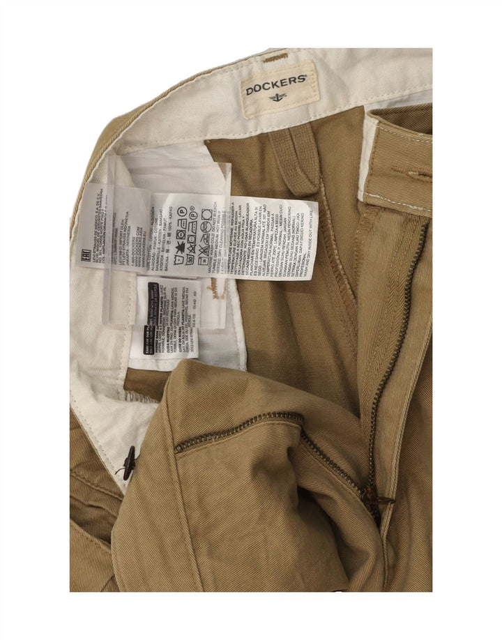 DOCKERS Mens Cargo Shorts W33 Medium Beige Cotton Vintage Dockers and Second-Hand Dockers from Messina Hembry 