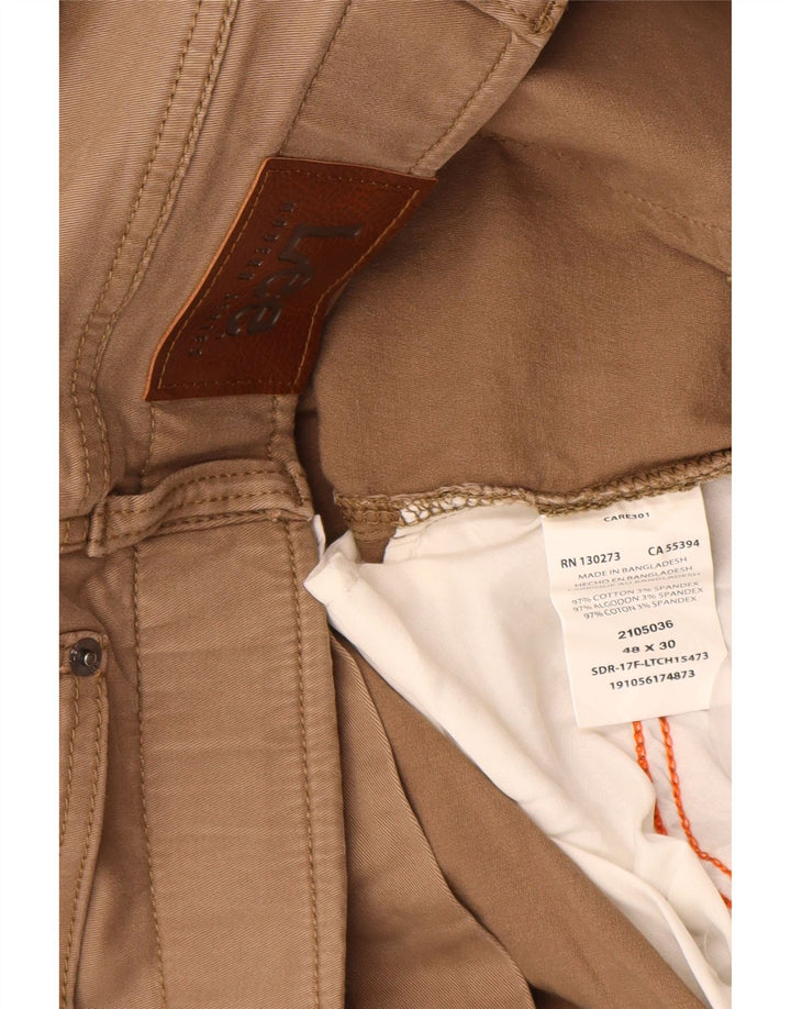 Ανδρικό ίσιο κωνικό casual παντελόνι LEE Extreme Motion W48 L30 Beige