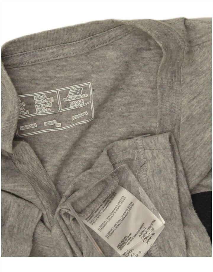 Ανδρικό γραφικό μπλουζάκι NEW BALANCE Top Large γκρι βαμβακερό