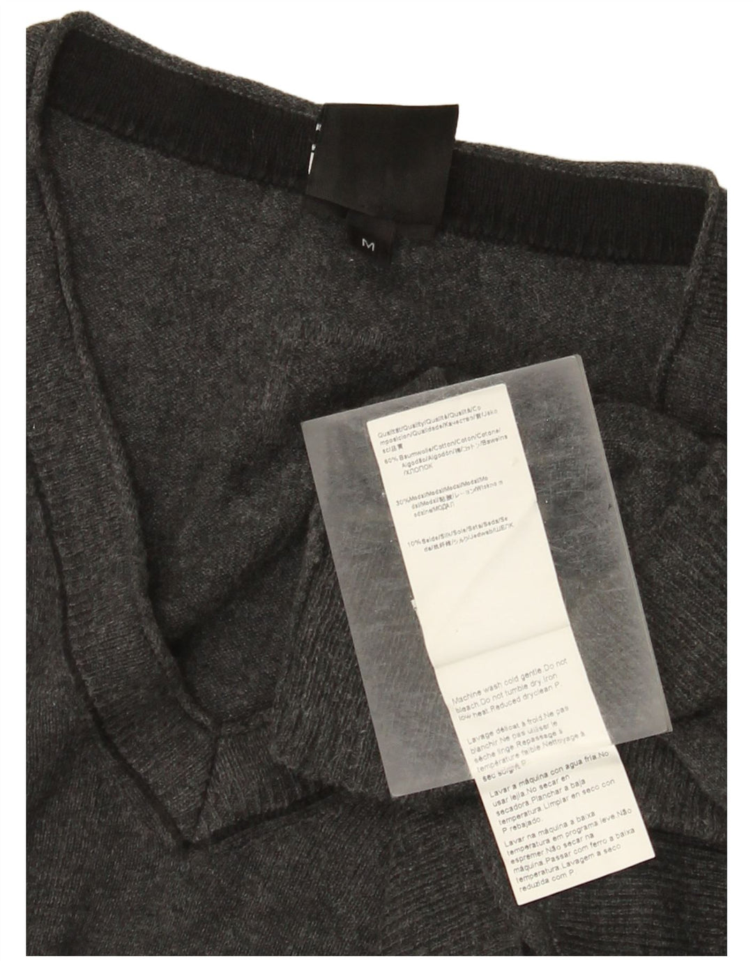 Ανδρικό πουλόβερ Hugo Boss Slim Fit με V λαιμόκοψη, μεσαίο βαμβακερό γκρι