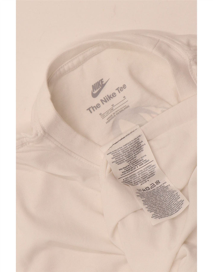 Μπλουζάκι Nike Boys Graphic T-shirt 10-11 ετών, μεσαίο λευκό βαμβακερό