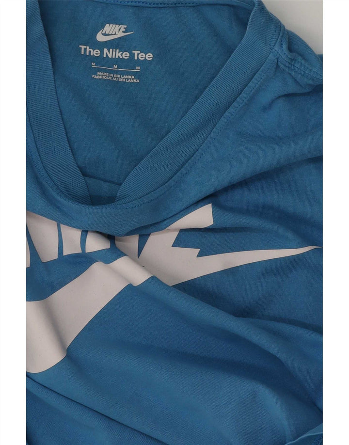 Ανδρικό γραφικό μπλουζάκι Nike με μεσαίο μπλε χρώμα