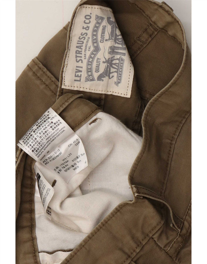 Ανδρικό σορτς Chino Levi's W31 από μεσαίο χακί βαμβακερό