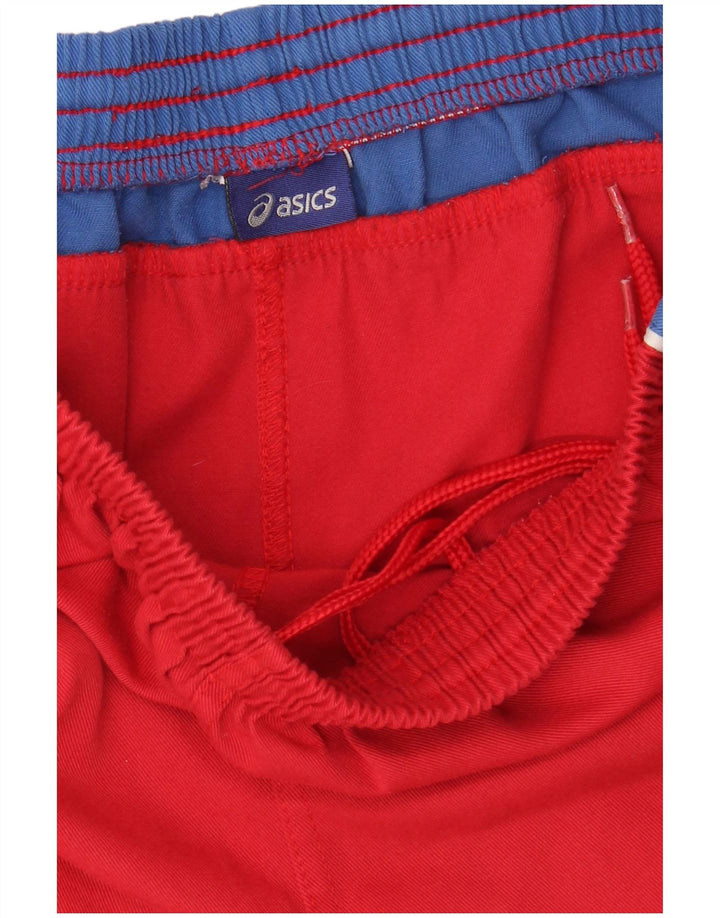Ανδρικό αθλητικό σορτς Asics με μεσαίο κόκκινο χρώμα