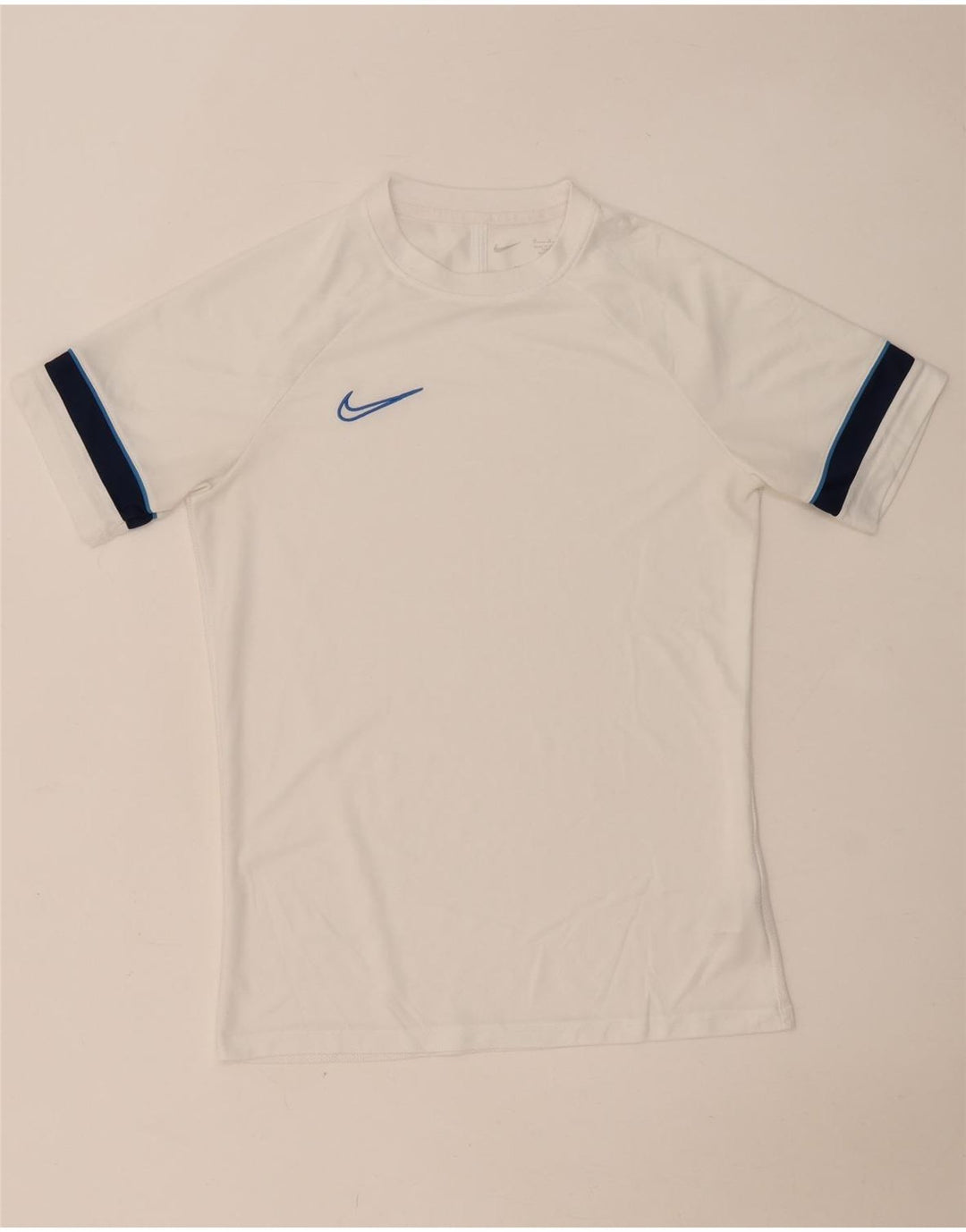 Ανδρικό μπλουζάκι NIKE Dri Fit Τοπ μεσαίου λευκού χρώματος πολυεστέρας