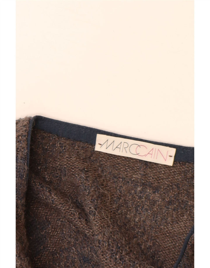 Ανδρικό πουλόβερ MARCCAIN με V λαιμόκοψη XL Καφέ γεωμετρικό μαλλί