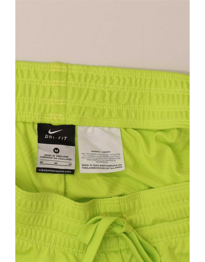 Γυναικείο αθλητικό σορτς Nike Dri Fit UK 14 Μεσαίο πράσινο πολυεστέρα