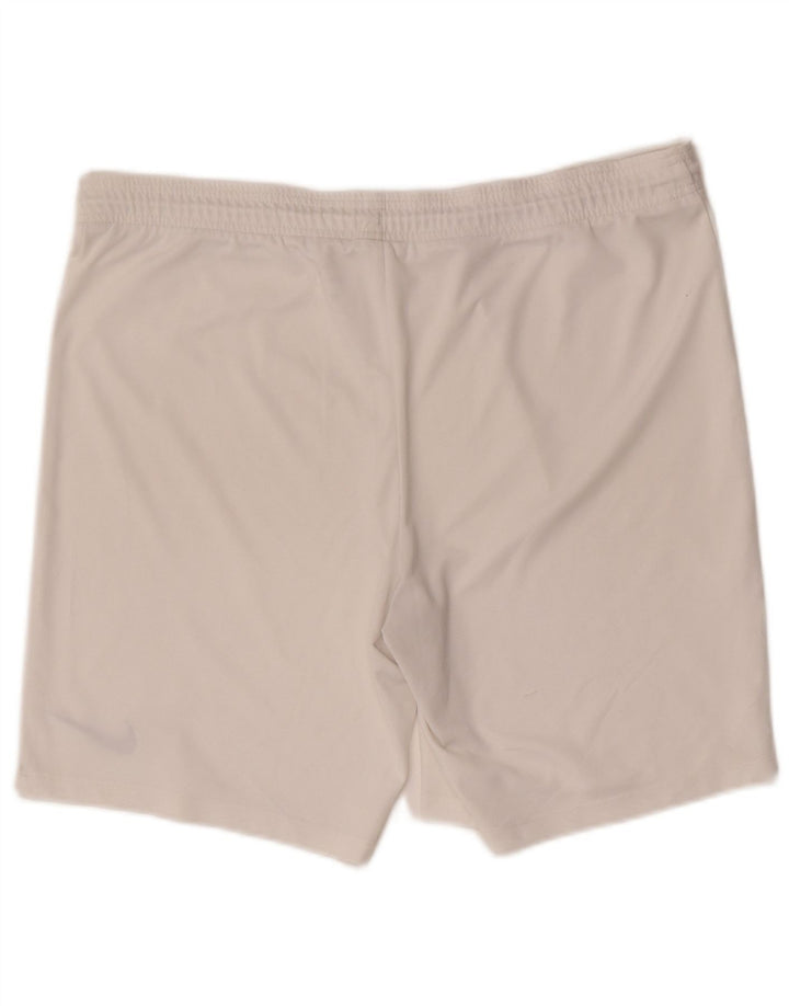 Ανδρικό αθλητικό σορτς Nike Dri Fit σε μεγάλο λευκό