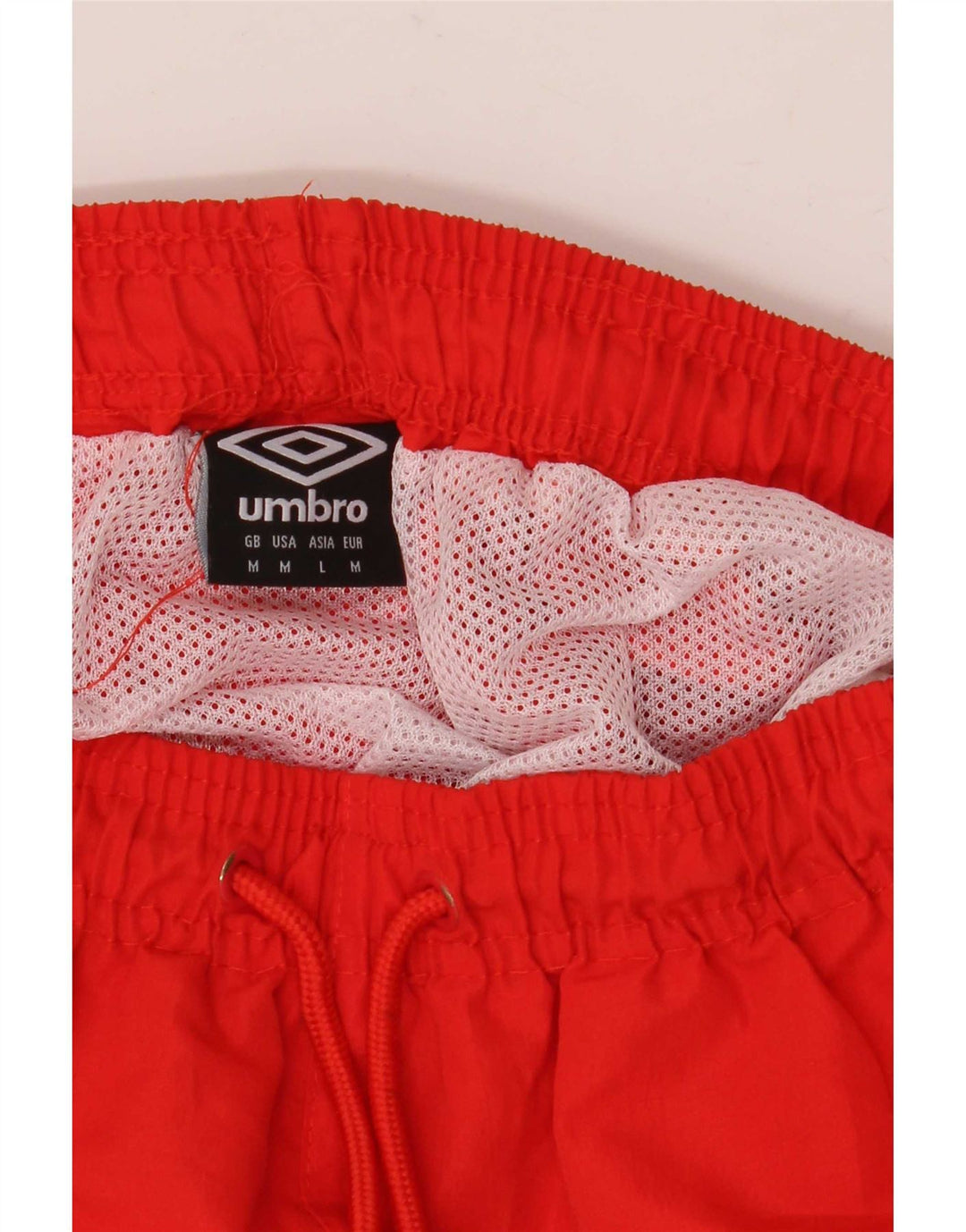Ανδρικό αθλητικό σορτς Umbro, μεσαίο κόκκινο
