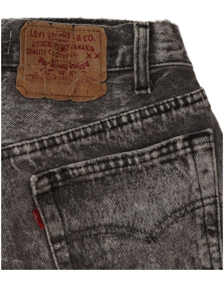 Γυναικείο τζιν σορτς Levi's W28 σε μεσαίο γκρι