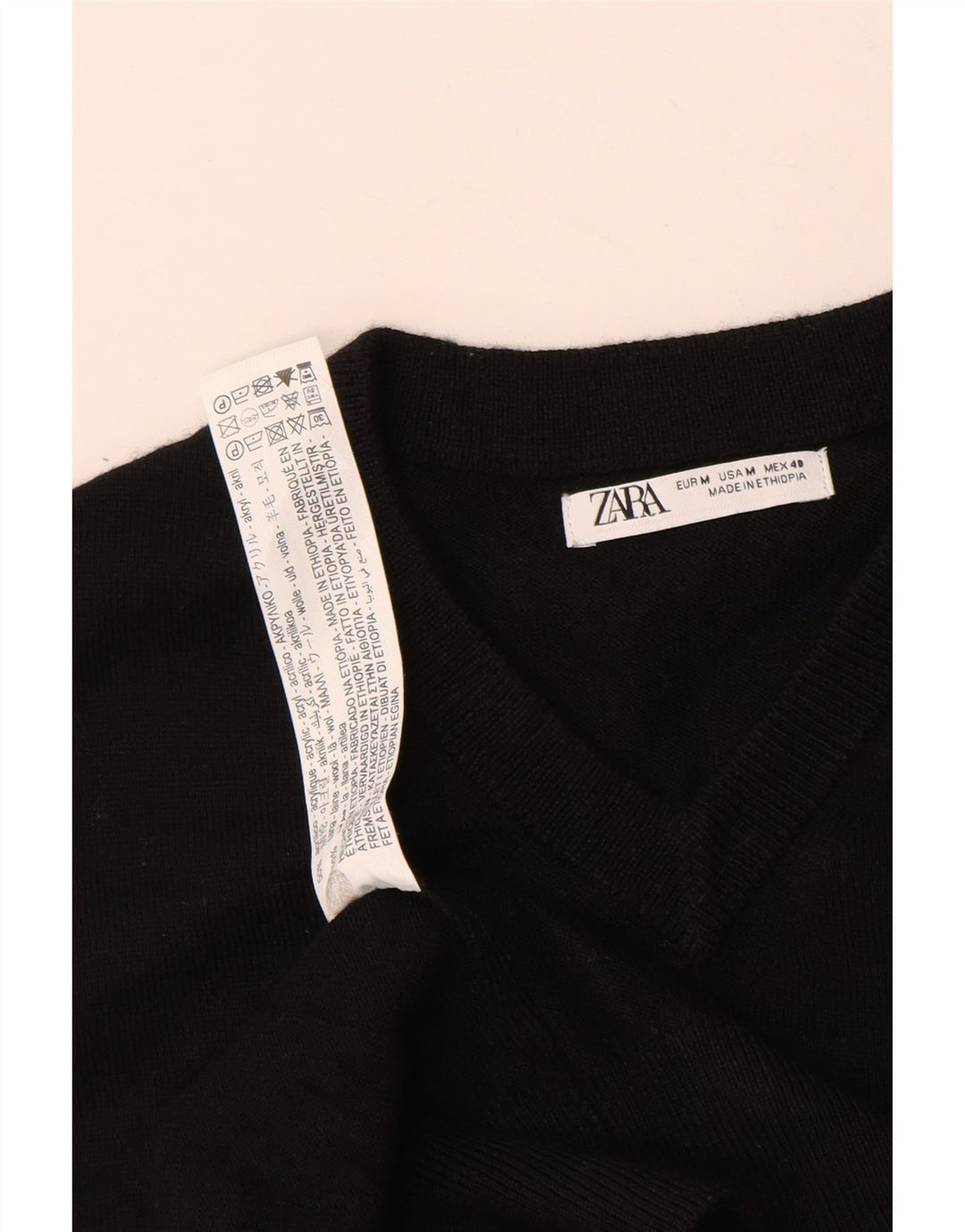 Ανδρικό πουλόβερ ZARA με V λαιμόκοψη Μεσαίο Μαύρο Ακρυλικό