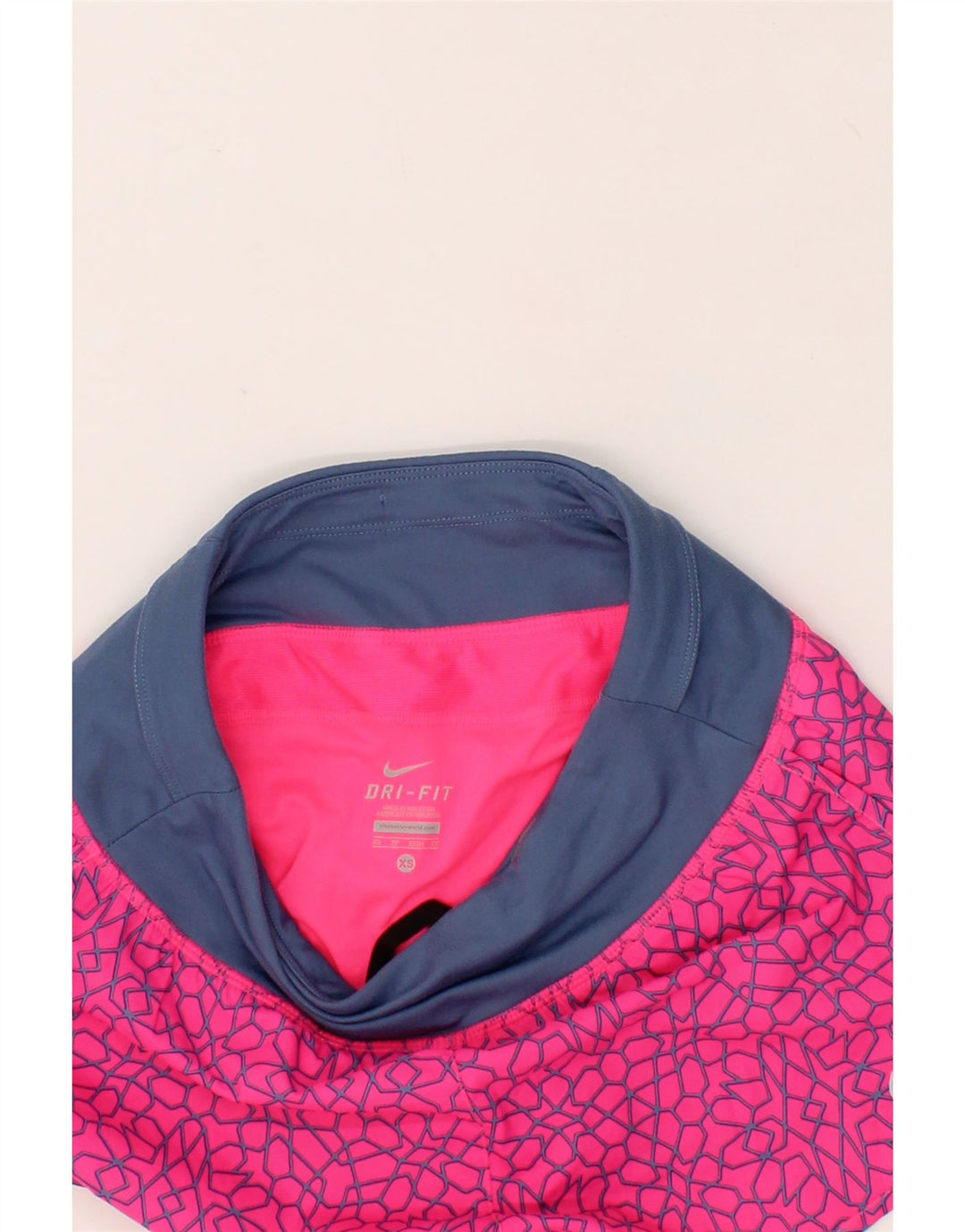 NIKE Womens Dri Fit Abstract Pattern Sport Shorts UK 6 XS Pink Polyester Vintage Nike and Second-Hand Nike from Messina Hembry 