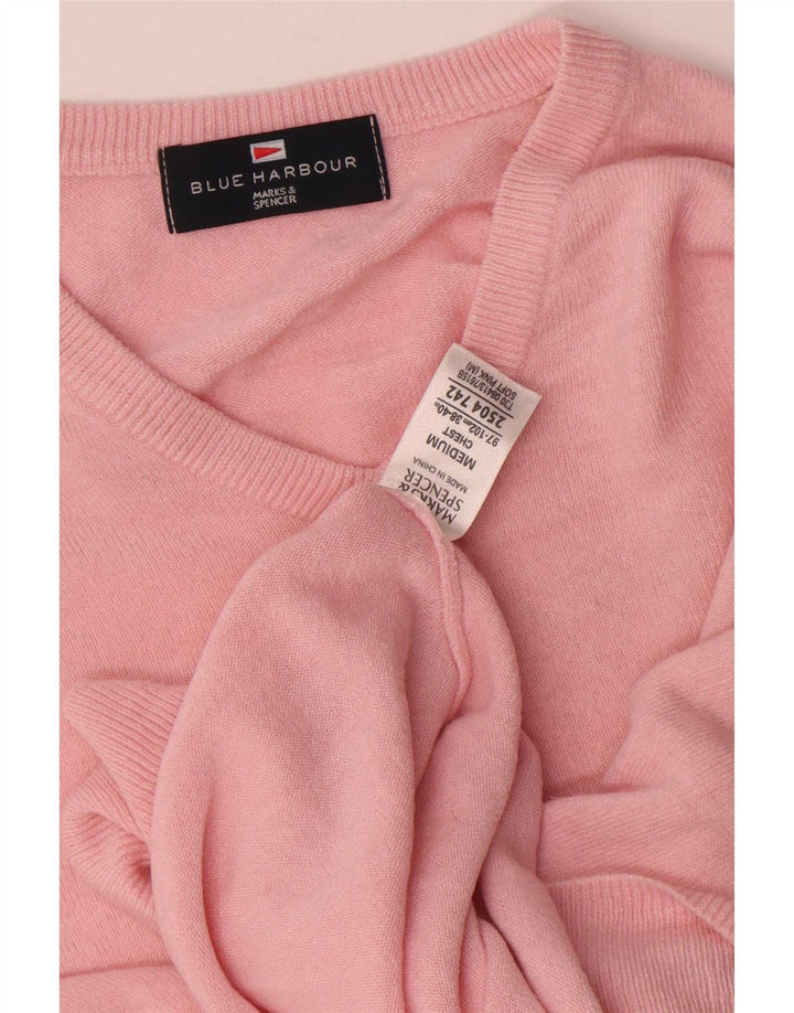 Ανδρικό πουλόβερ Marks & Spencer Blue Harbor με λαιμόκοψη με λαιμόκοψη με μεσαίο ροζ ακρυλικό