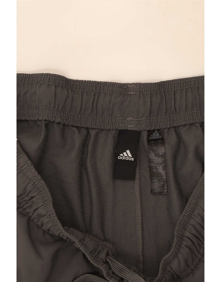Ανδρικό αθλητικό σορτς Adidas μεγάλο γκρι πολυεστέρα