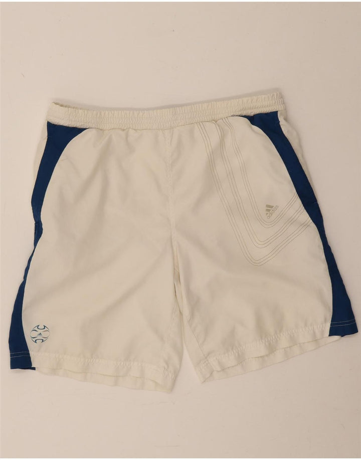 Ανδρικό αθλητικό σορτς Adidas με μεσαίο λευκό χρώμα πολυεστέρα